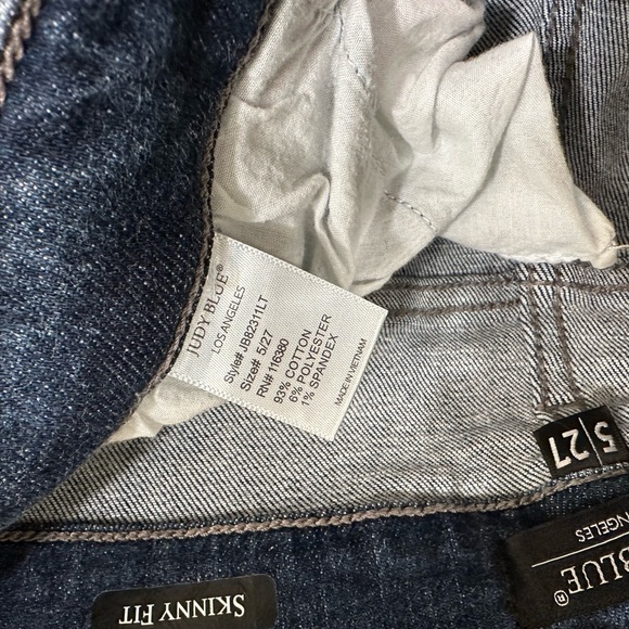 Judy Blue Skinny Fit Distressed Jeans - Picture 6 of 6